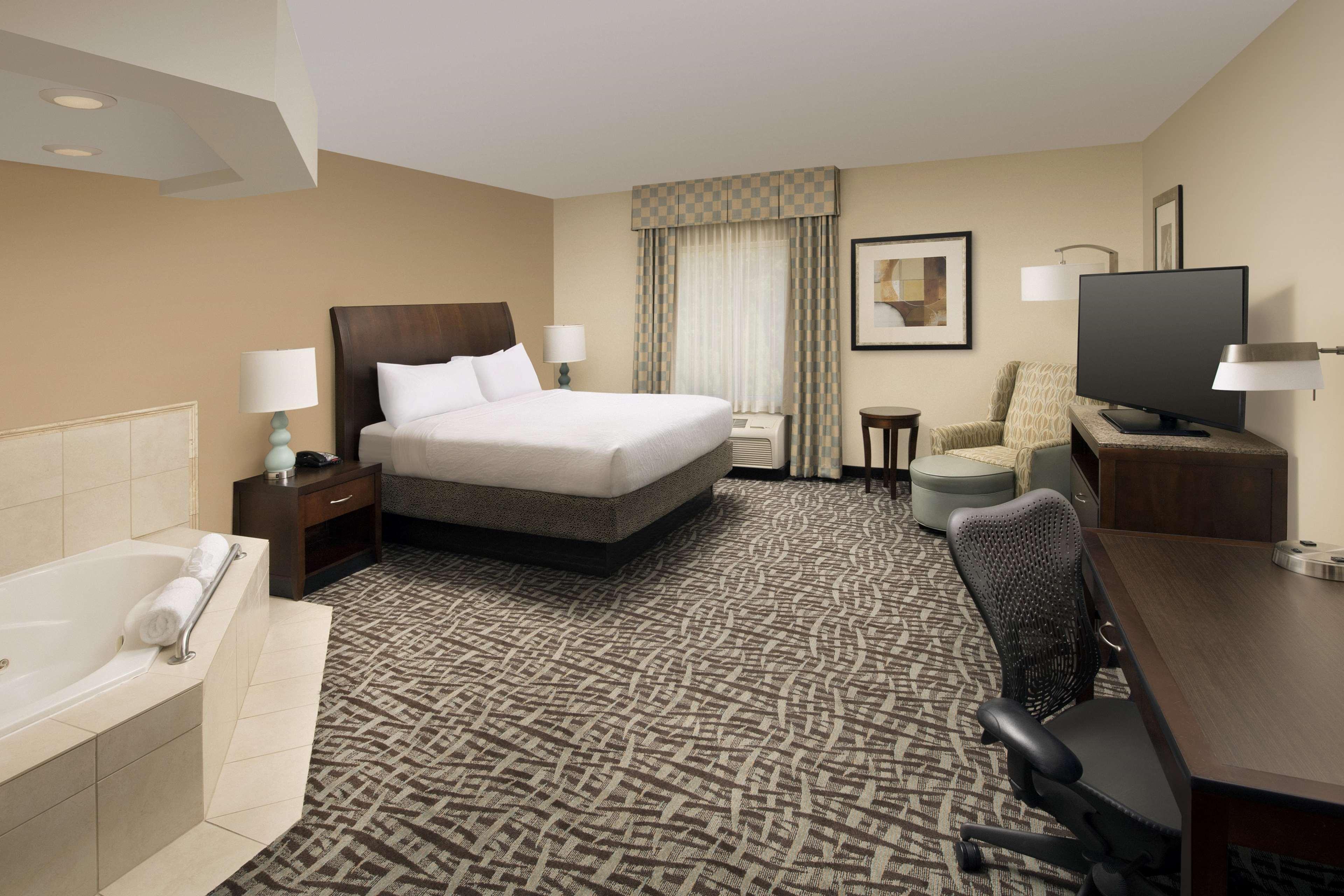 Hilton Garden Inn Huntsville South/Redstone Arsenal Kültér fotó