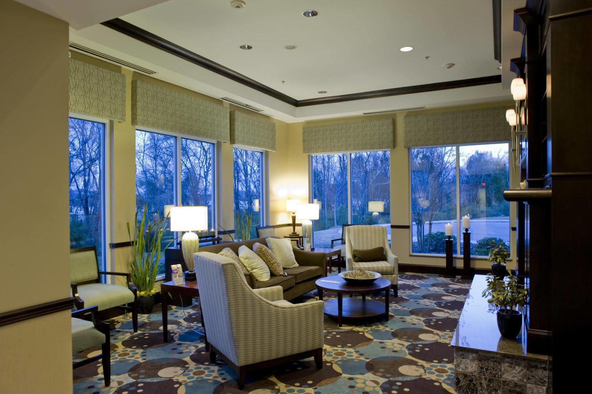 Hilton Garden Inn Huntsville South/Redstone Arsenal Beltér fotó